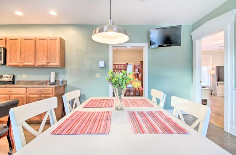 Modern 2 BR unit, 5 min to Okemo and Ludlow town center - Photo 2