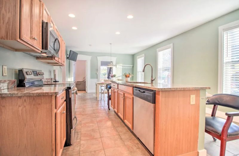 Modern 2 BR unit, 5 min to Okemo and Ludlow town center - Photo 5