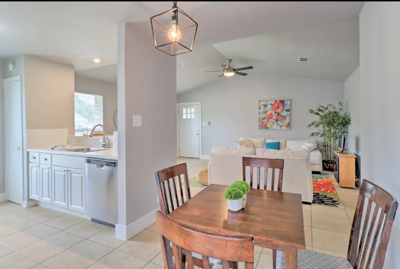 Remodeled Duplex in Northwest Austin - Photo 1