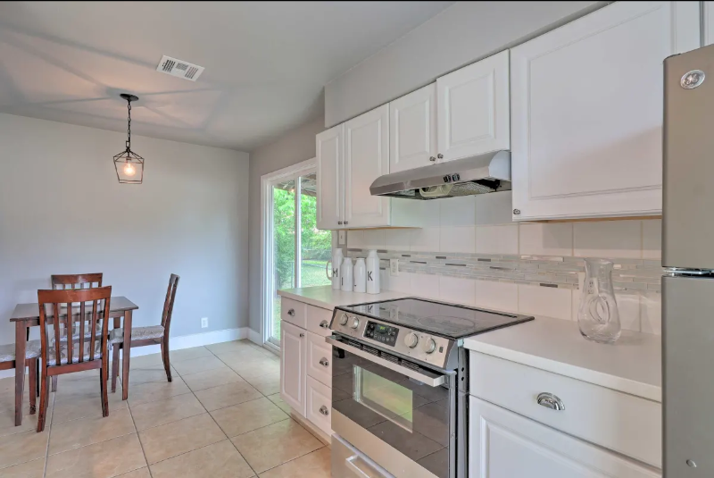 Remodeled Duplex in Northwest Austin - Photo 4