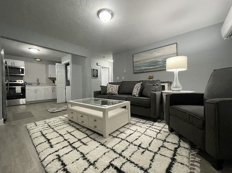 Professional, Clean 2BD near Hospitals | HBHS