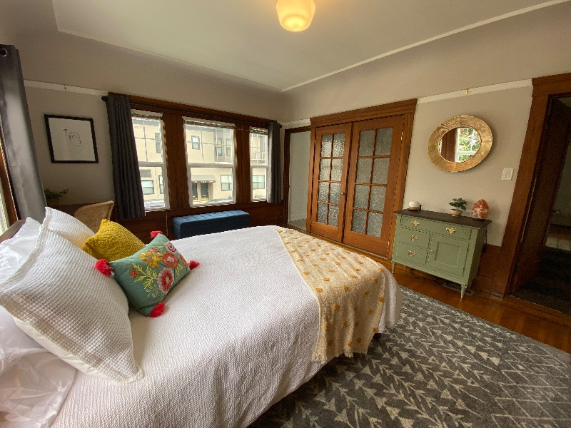 Bright Spacious Noe/Mission 2 bed/2bath + Garage - Photo 3