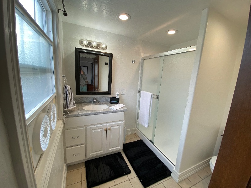 Bright Spacious Noe/Mission 2 bed/2bath + Garage - Photo 6