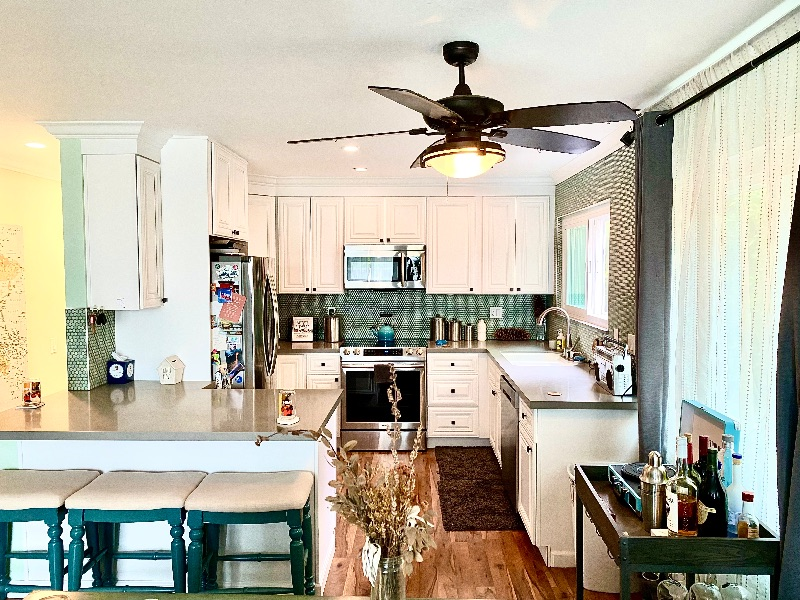 1 Bedroom Condo Ocean Beach - Photo 1