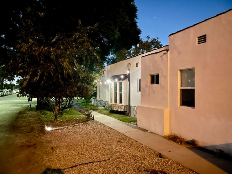 FULLY FURNISHED 1BR | REMODELED | ALL UTILITIES INCLUDED | PARKING INCLUDED | WASHER/DRYER - Photo 6