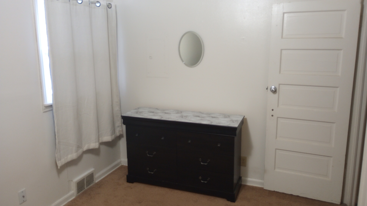 1 bedroom, fully furnished, all utilities paid, Wi-Fi with a ROKU and Netflix included for tv. - Photo 12