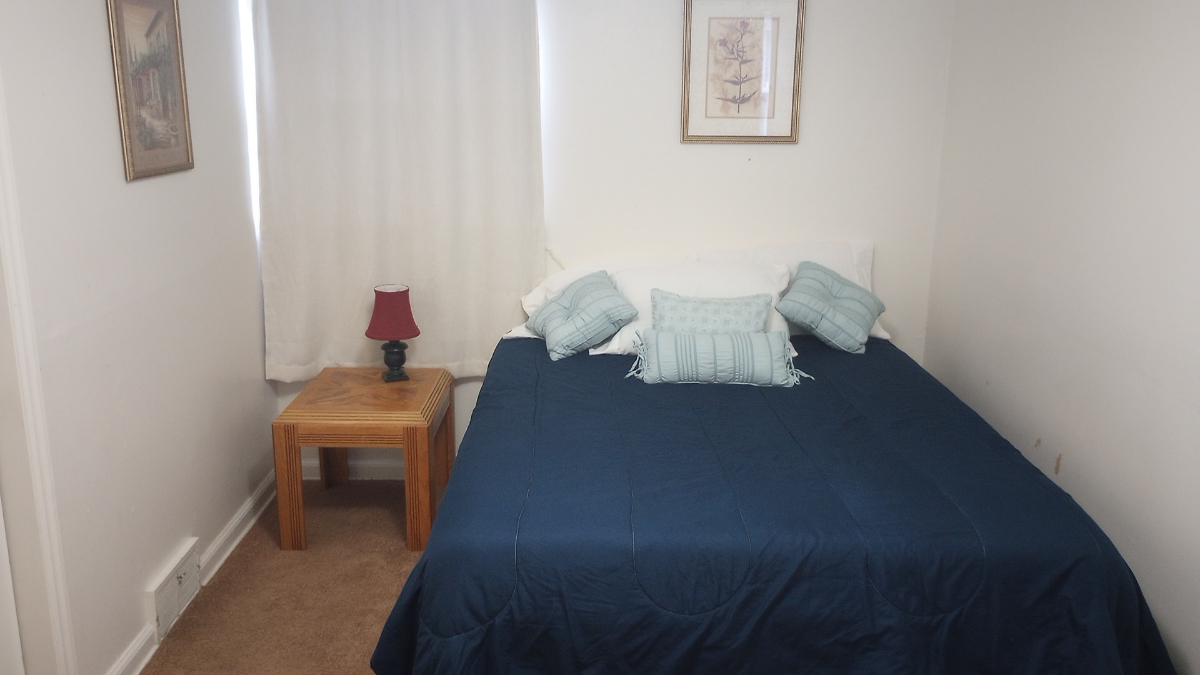 1 bedroom, fully furnished, all utilities paid, Wi-Fi with a ROKU and Netflix included for tv. - Photo 10