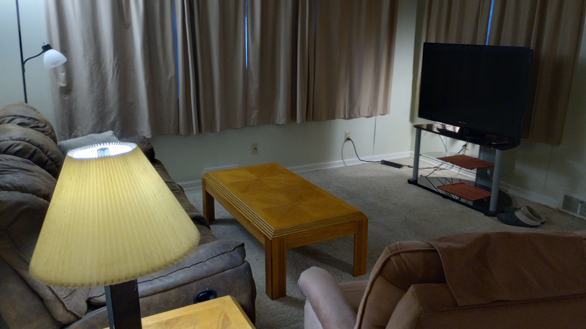 1 bedroom, fully furnished, all utilities paid, Wi-Fi with a ROKU and Netflix included for tv. - Photo 3