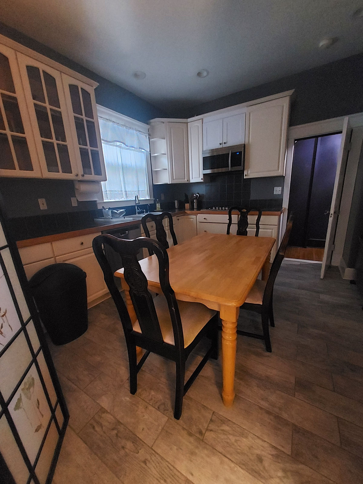 Sunny, spacious, studio apartment in 16th Street Heights (NW DC), parking included - Photo 7