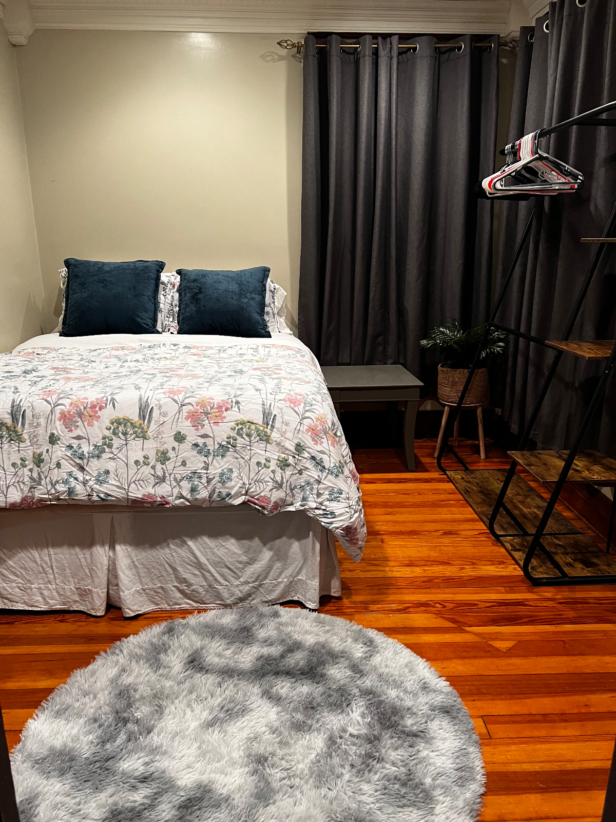 Private suite of rooms w/ shared kitchen