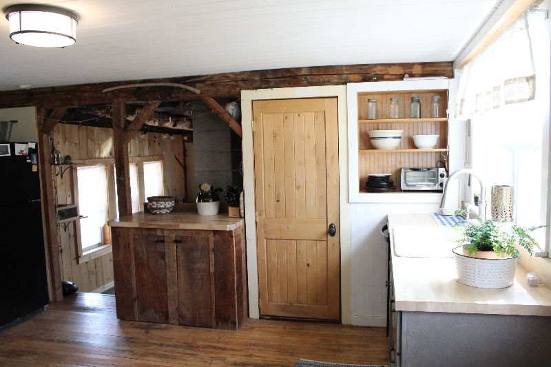 Large Master Bedroom In Farmhouse 20 Min to Rutland - Photo 6