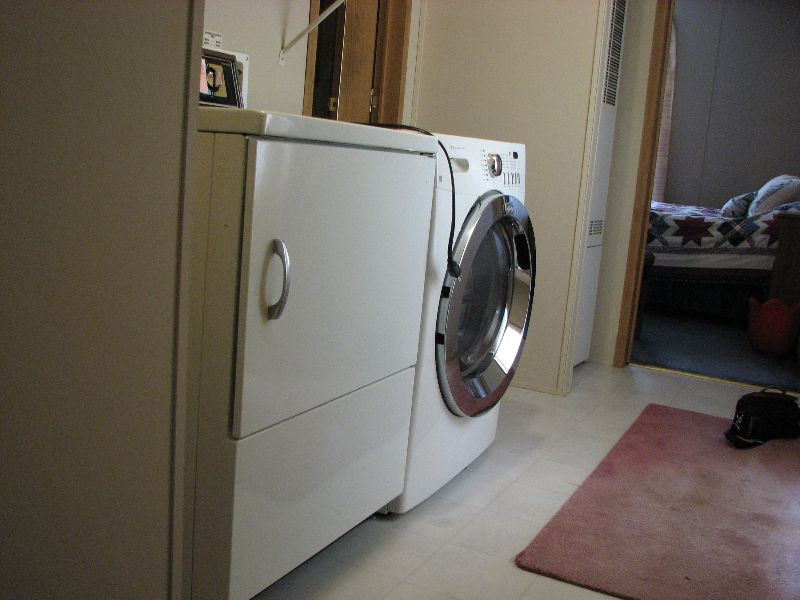 Country Homey Setting - Photo 6