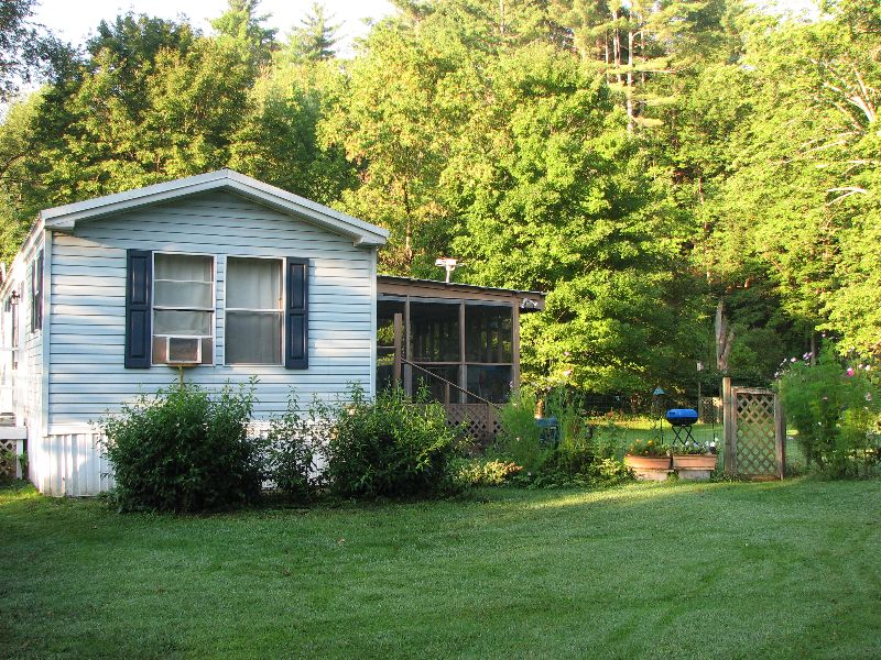 Country Homey Setting - Photo 9