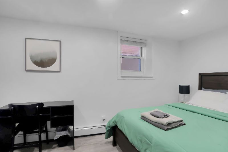 Modern 2 BR Brooklyn Apt Walking Distance to Hospitals w/ W/D - Photo 6