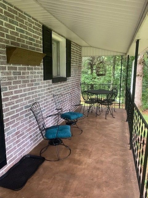 Bella Cottage on private 80-acre estate - Photo 2
