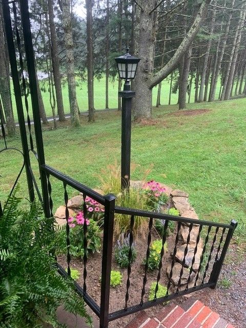 Bella Cottage on private 80-acre estate - Photo 4