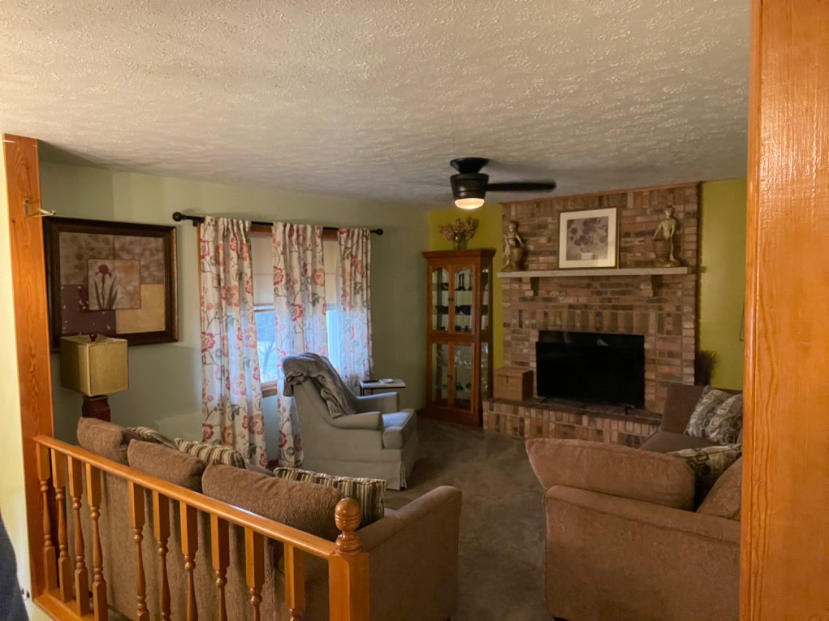 2 BEDROOM APT.--SHORT TERM 396 Tolbert Farm UP Stairs - Photo 2