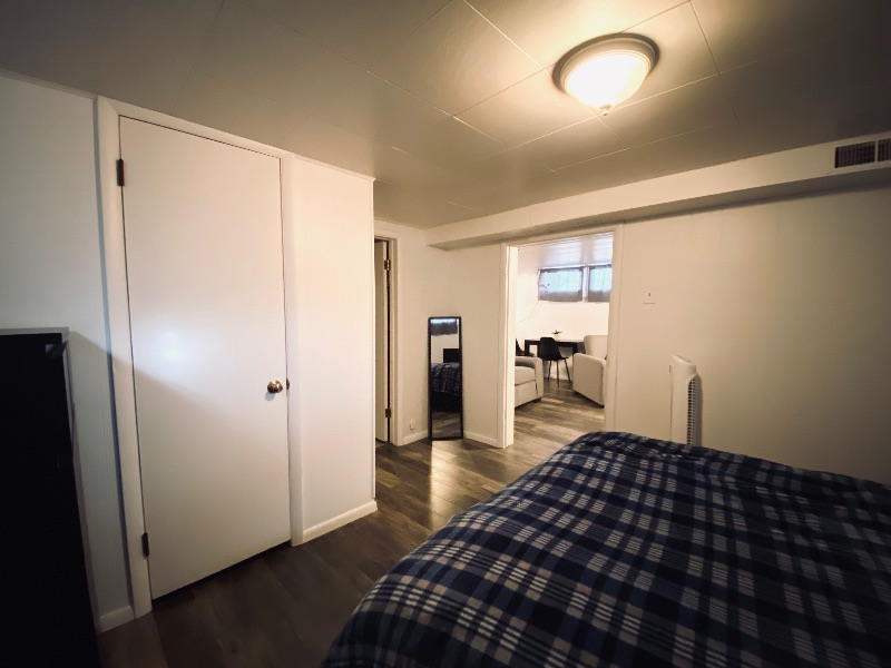1 Bedroom 1 Bath Apartment  Great Location - Photo 9