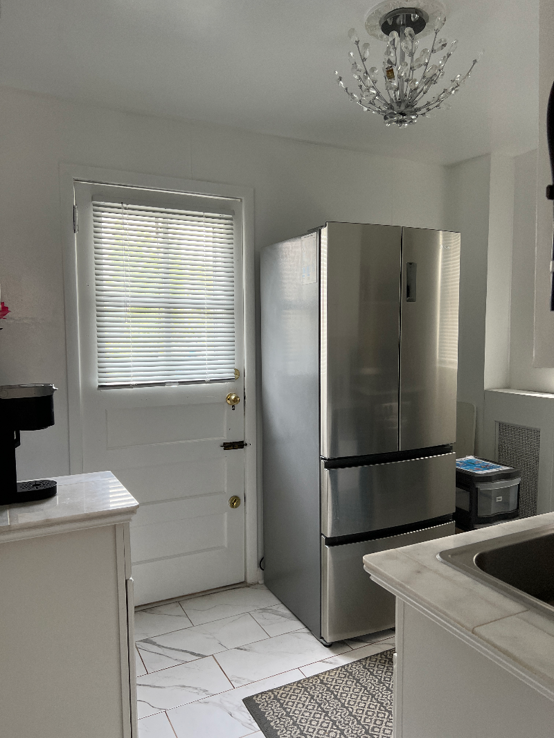 Cozy Apartment Near Bronx Hospitals - Photo 6