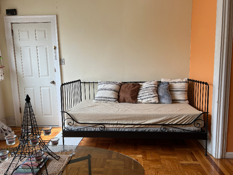 Cozy Apartment Near Bronx Hospitals - Photo 3
