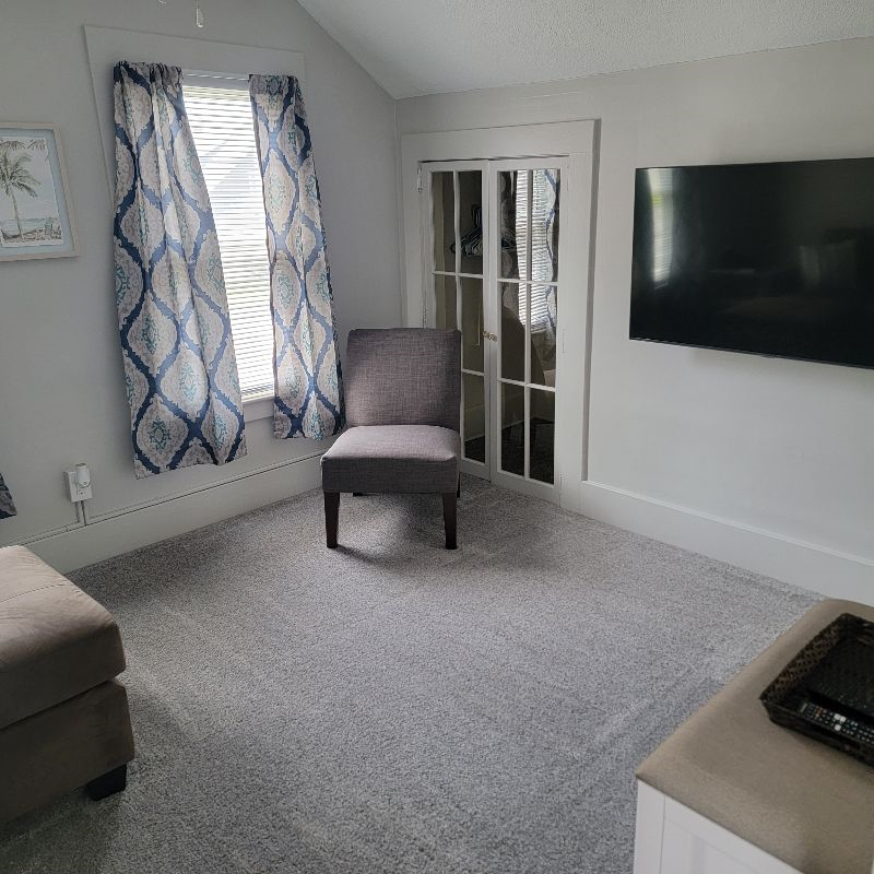 SAFE, QUIET, 1BR APARTMENT 12MIN FROM LOCAL HOSPITALS - Photo 2