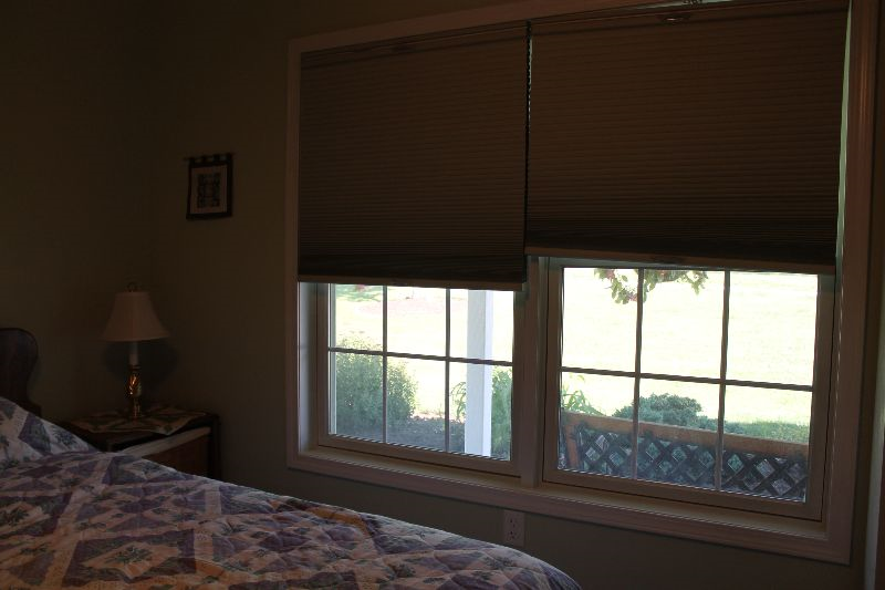 Room in Townhouse - Photo 2