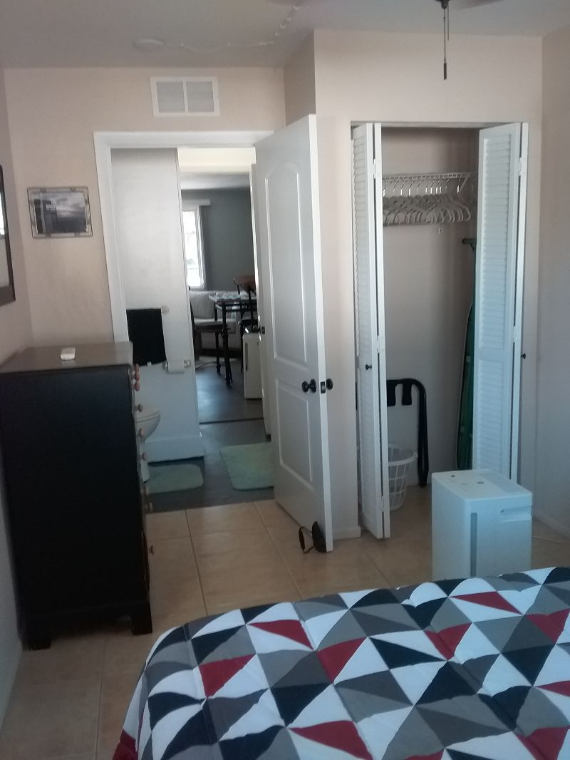 Quaint One Bedroom One Bath-Walk to Nokomis Beach - Photo 12