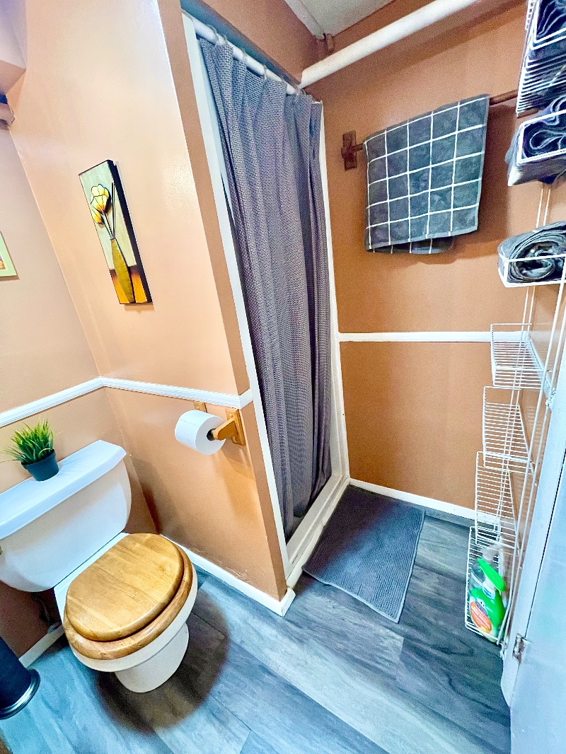 Perfect location! Extra Large Room Near Jacobi, Einstein & Montefiore - Gym, Laundry & Pool  - Medic - Photo 9