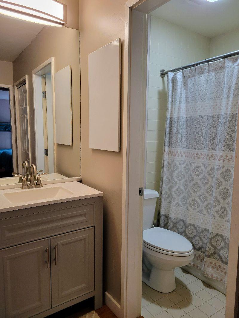 1400 SF 2 bed/2 bath duplex with pool - Photo 5