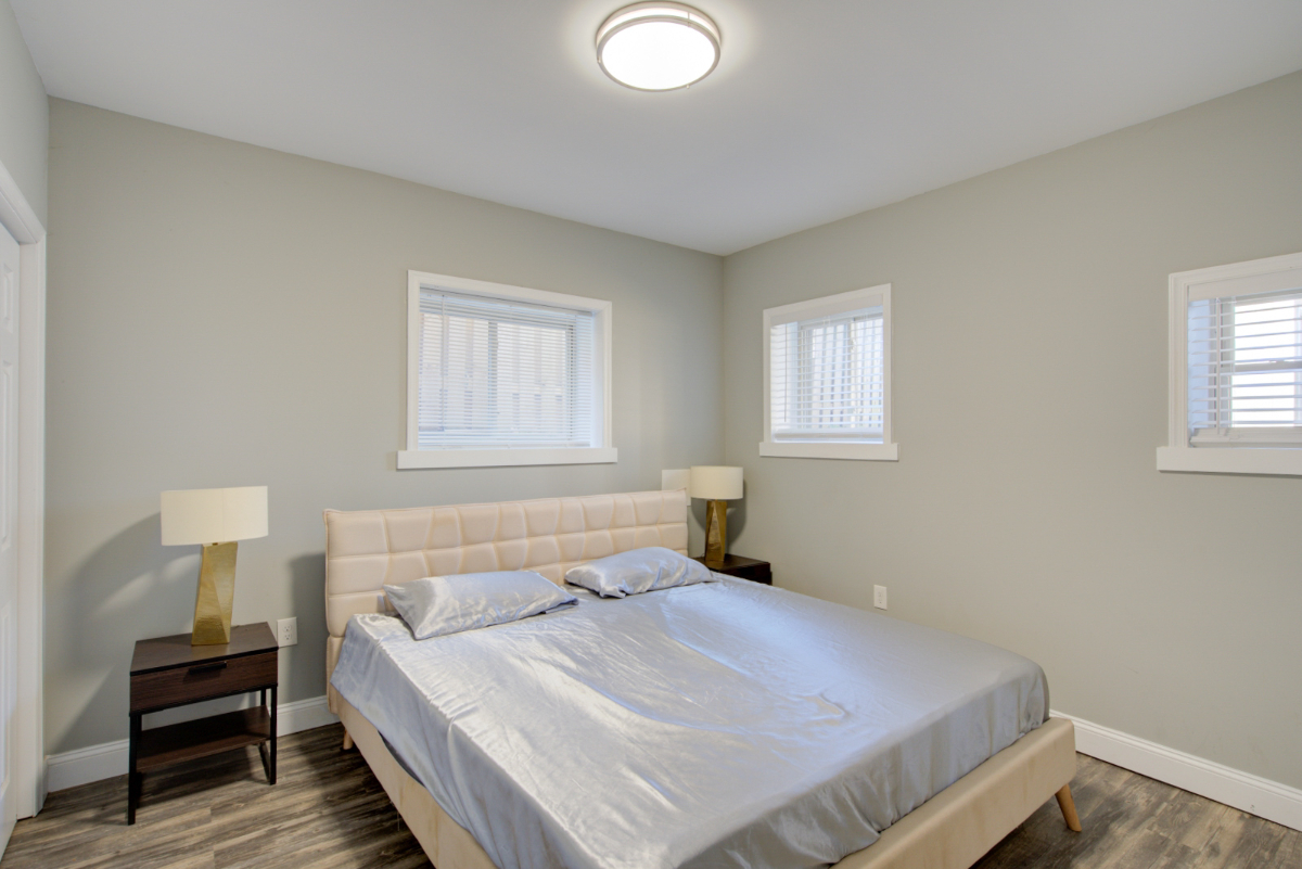 Washington DC - NW  ( Single Family Home LL - 2BR /1BA) - Photo 4