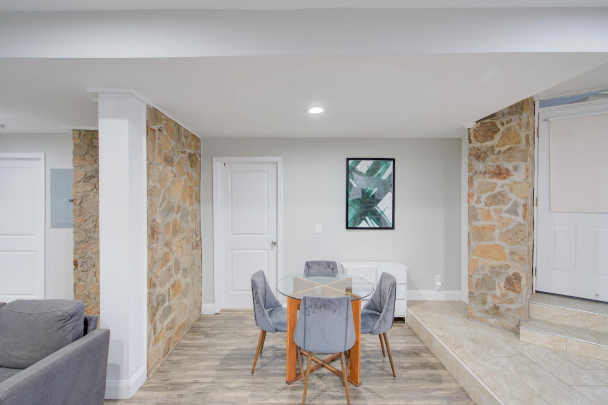 Washington DC - NW  ( Single Family Home LL - 2BR /1BA) - Photo 9