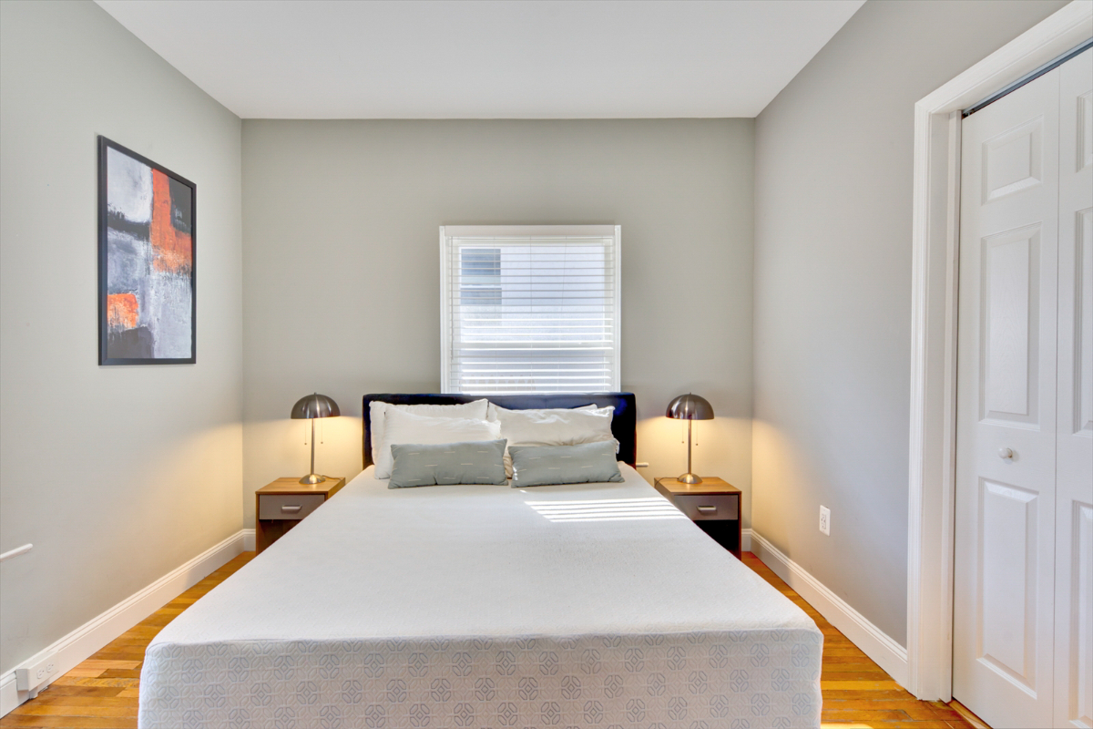 Washington DC - NW  ( Single Family Home LL - 2BR /1BA) - Photo 9