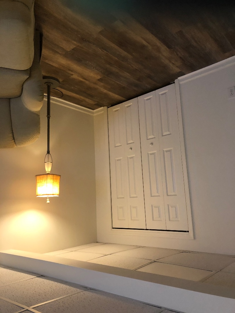 Townhome with two private bedrooms, bath, sitting area. Full access to kitchen and main floor - Photo 1