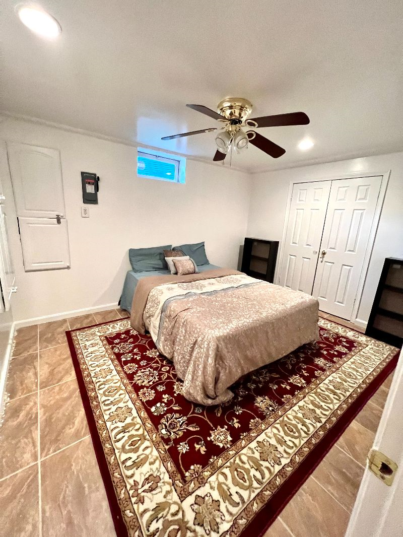 Spacious Basement/Studio Available with Room, Kitchenette, Sitting Area, and Whole Bath - Photo 2