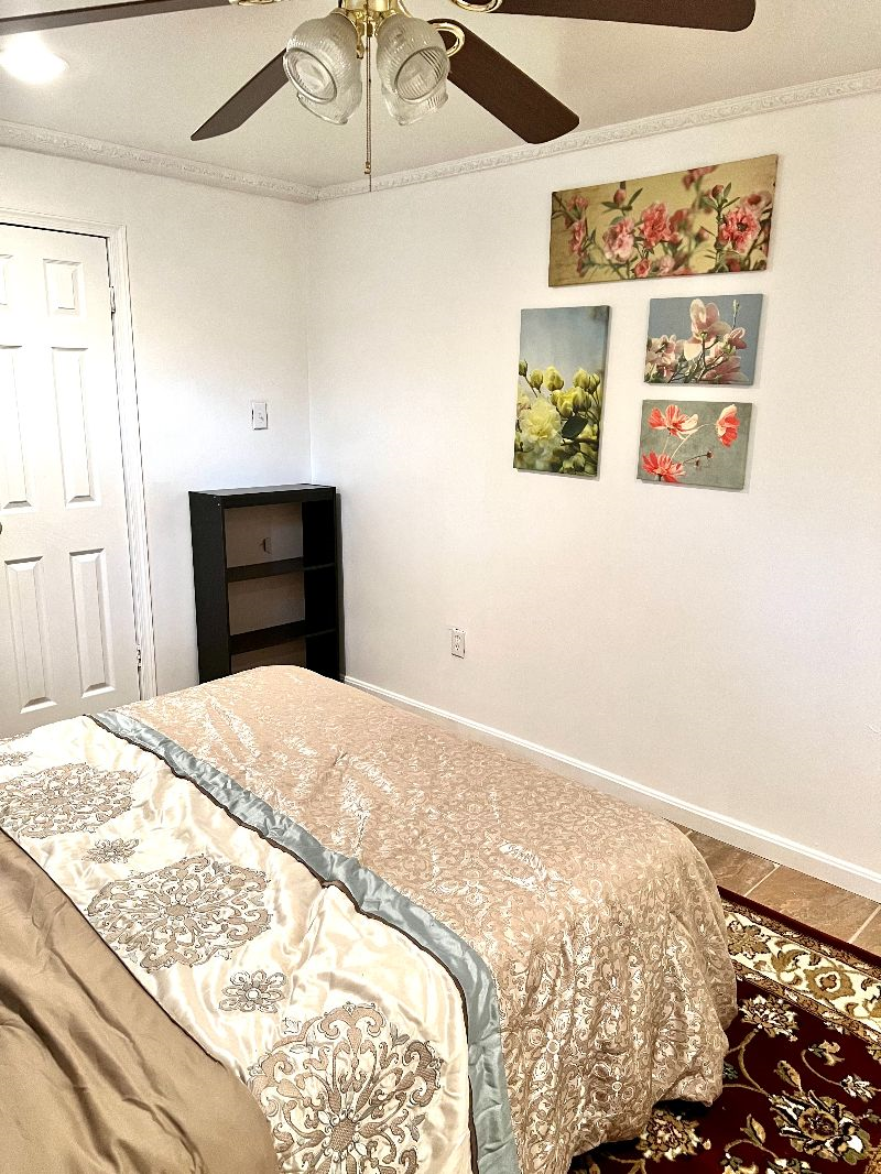 Spacious Basement/Studio Available with Room, Kitchenette, Sitting Area, and Whole Bath - Photo 3