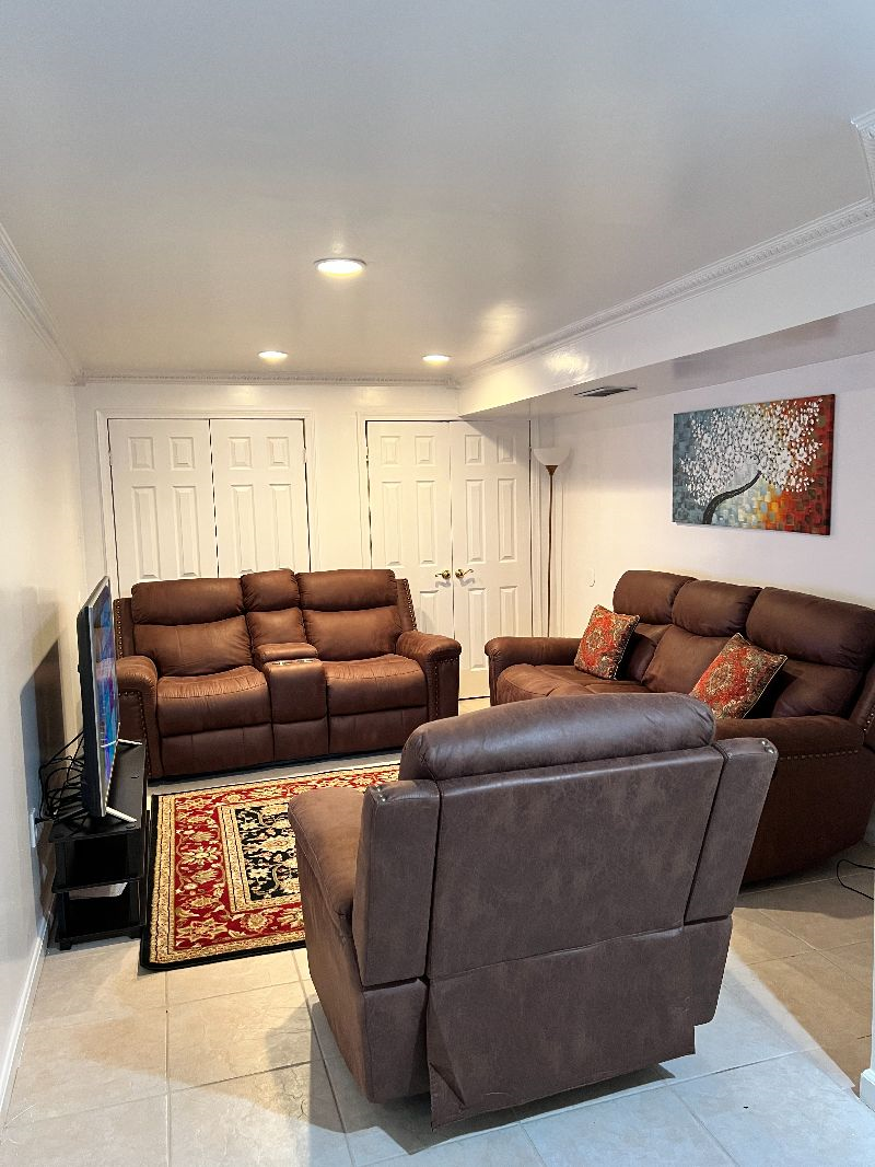Spacious Basement/Studio  Available with Room, Kitchenette, Sitting Area, and Whole Bath - Photo 6