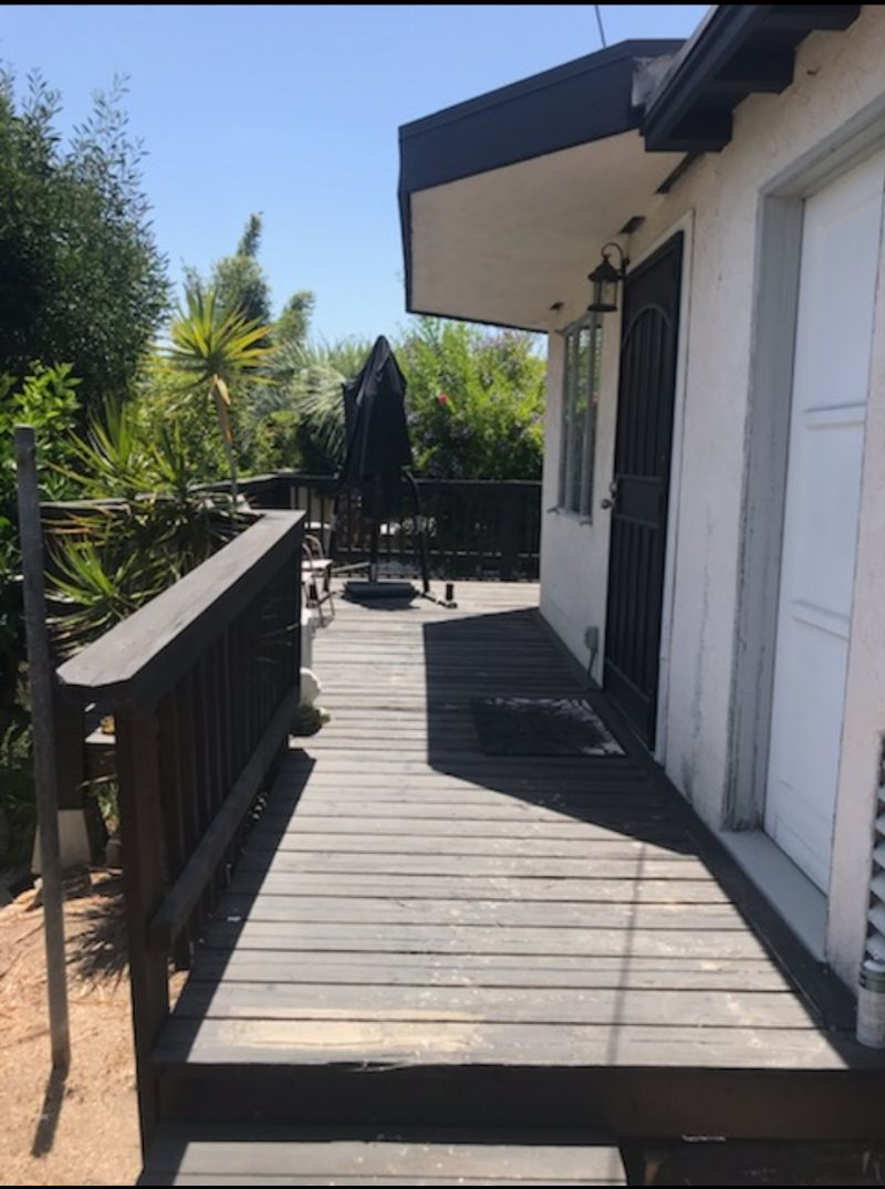 Beautiful Private King Bed, Unattached Stand Alone Unit- comfortable quiet studio style one bedroom with separate kitchenette space,... - Photo 4