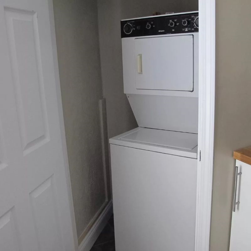 Private 1BR Near Strong Hospital - Apt 1 - Photo 7
