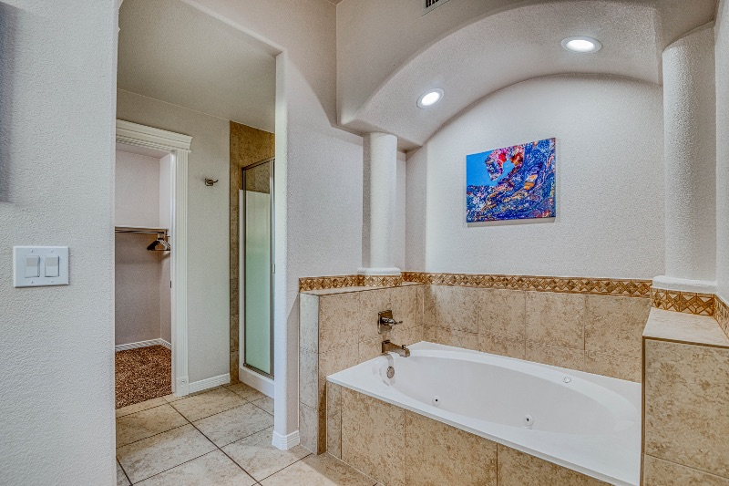 NEW elegant ArtDeco Home designed with you in mind - Photo 12