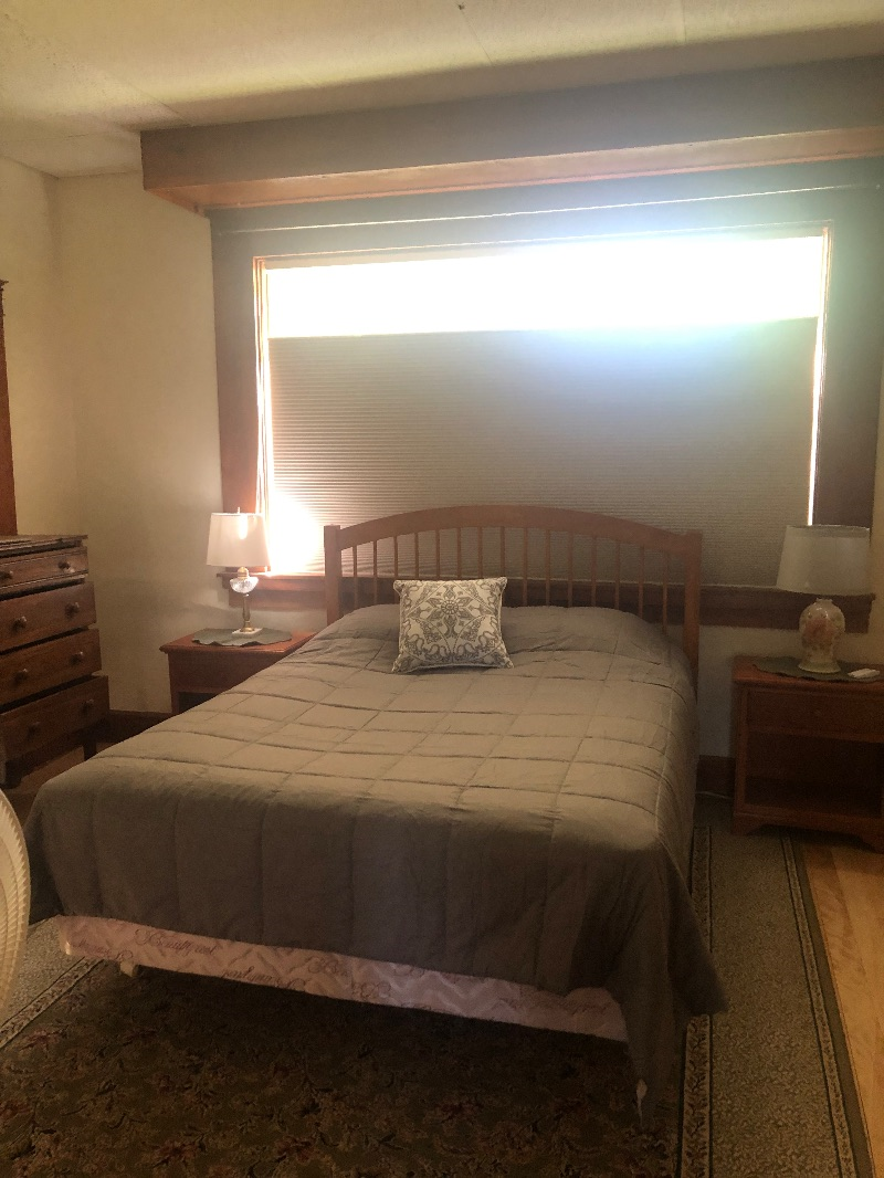 1 Bedroom Apt Downtown Middlebury VT - Photo 3