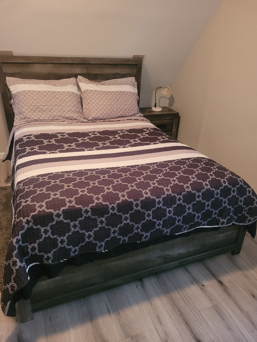 Cozy room 6