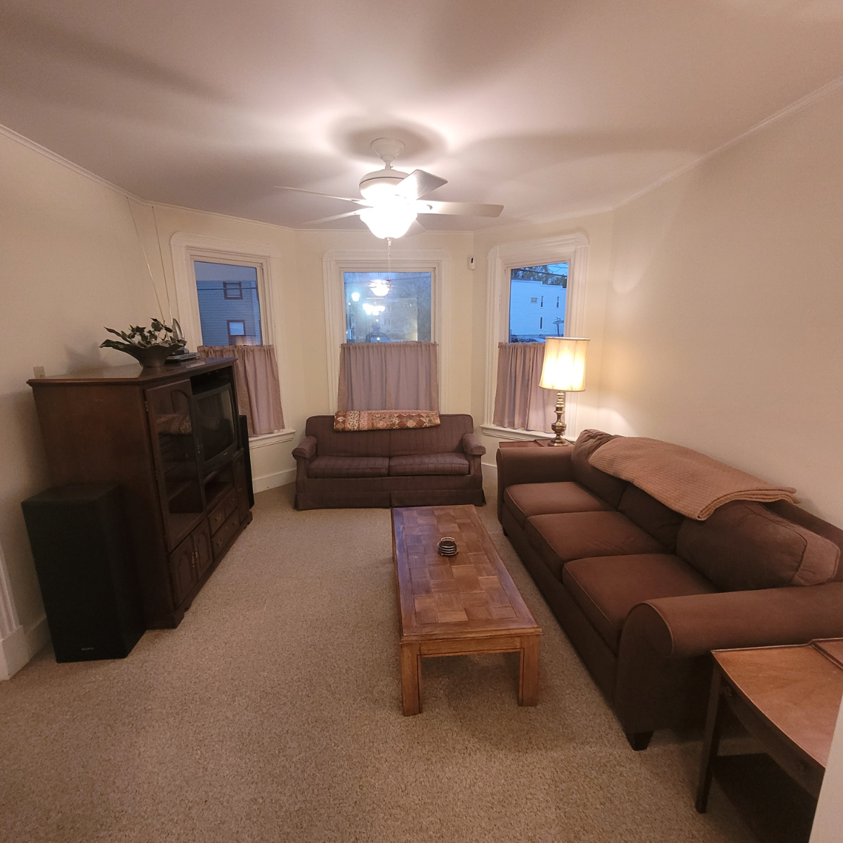 Clean, comfortable updated flat near hospitals and colleges - Photo 4