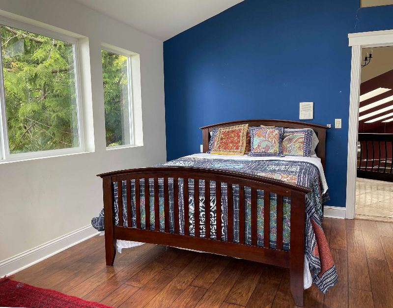 Spectacular Salish Sea View Private Room in Burien - Photo 2