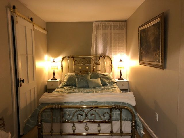 Newly renovated 1 bedroom Apartment Close to downtown  Hospital - Photo 9