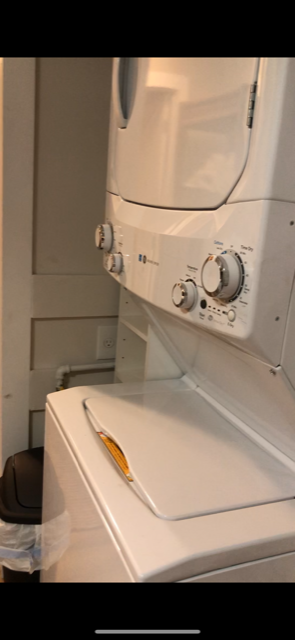 Newly renovated 1 bedroom Apartment Close to downtown  Hospital - Photo 8