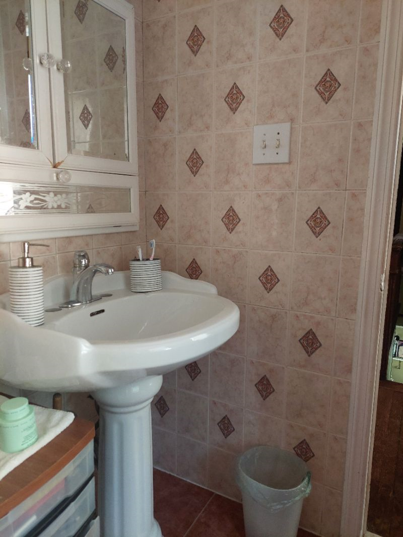 Nice, Quite, Private and Centrally located to many medical centers/ hospitals - Photo 10