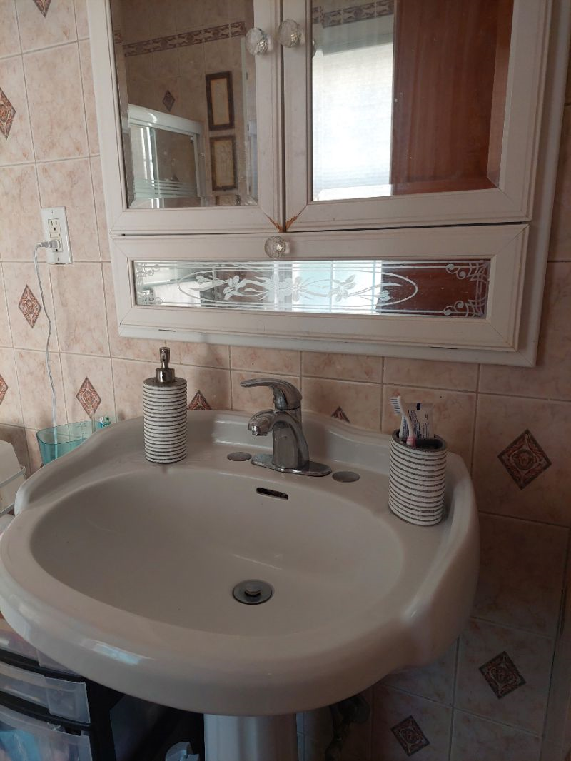 Nice, Quite, Private and Centrally located to many medical centers/ hospitals - Photo 9