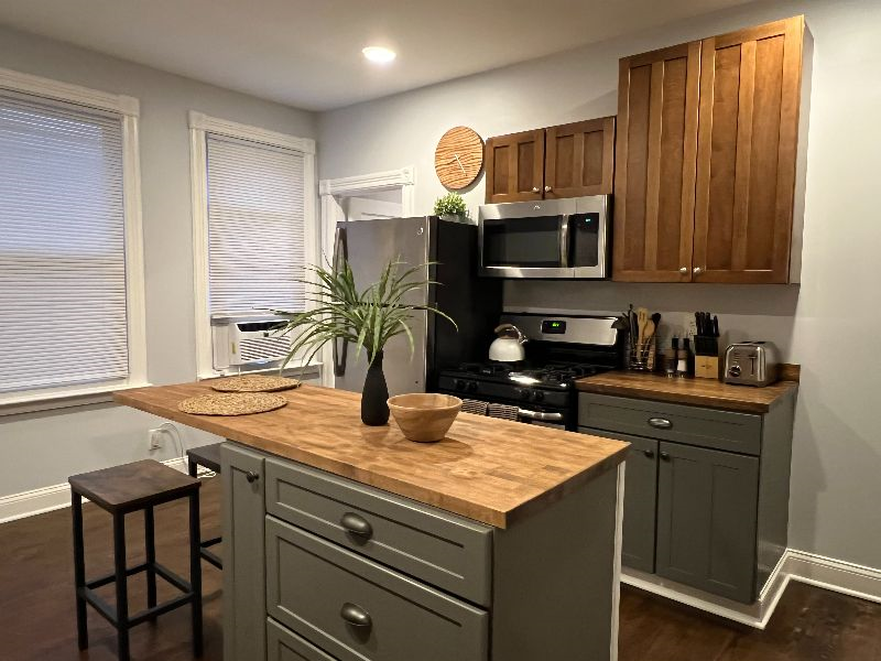 Beautiful 2BD/1BA with W/D, Driveway, Dog-Friendly