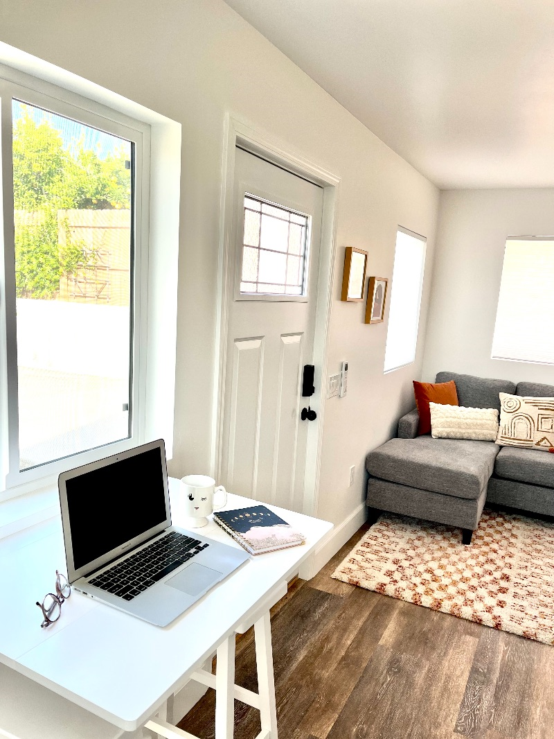 Cozy Private Guesthouse in Central San Diego - Photo 5
