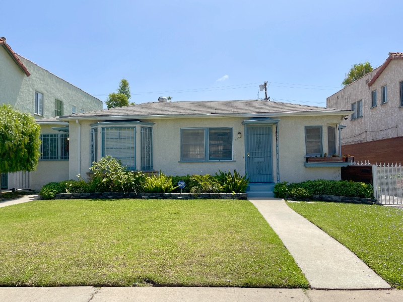 Charming 1bd and bath, great location - Photo 2